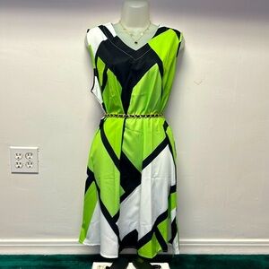 New. Print dress